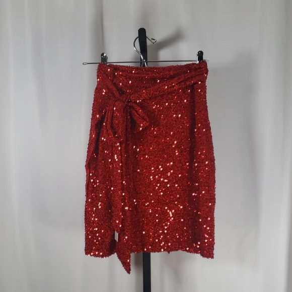 never fully dressed glitter skirt Silver Sequin Mini Jaspre Skirt – Never Fully Dressed main image 0